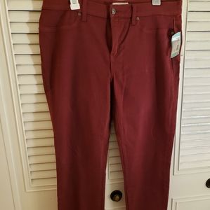 NWT Lila Ryan Dark Red Size 33
